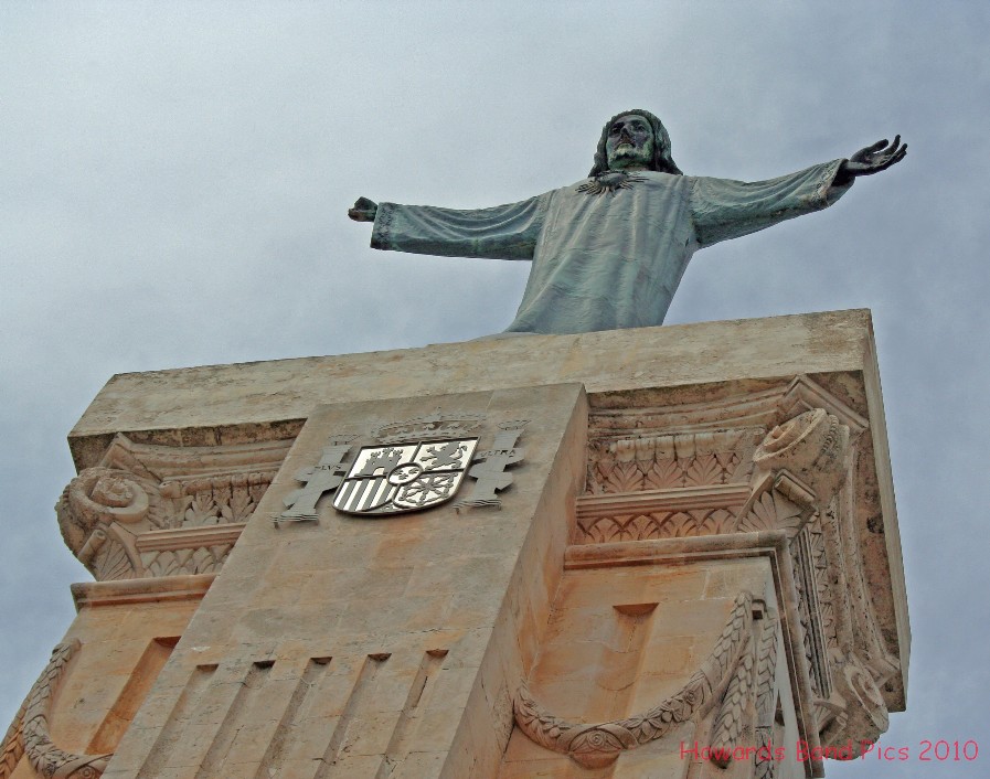 Statue